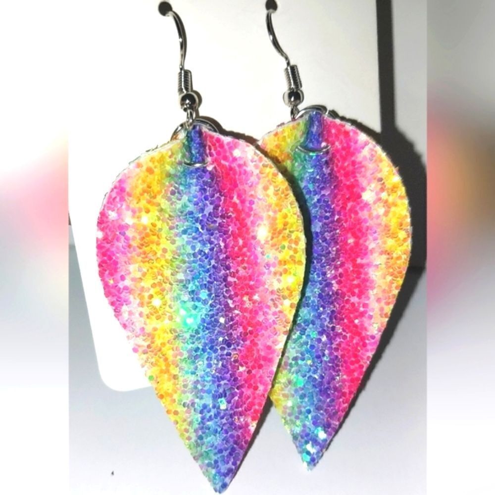 Sparkling Beautiful Bedazzled Fashion Earrings